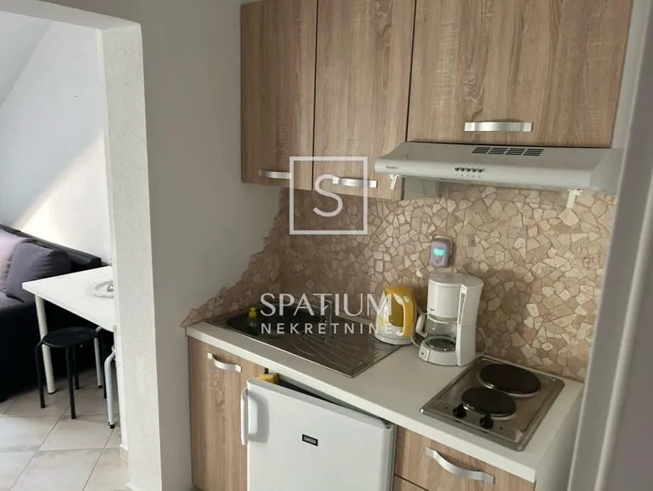 selce, kuća sa 4 apartmana blizu mora - slika 2