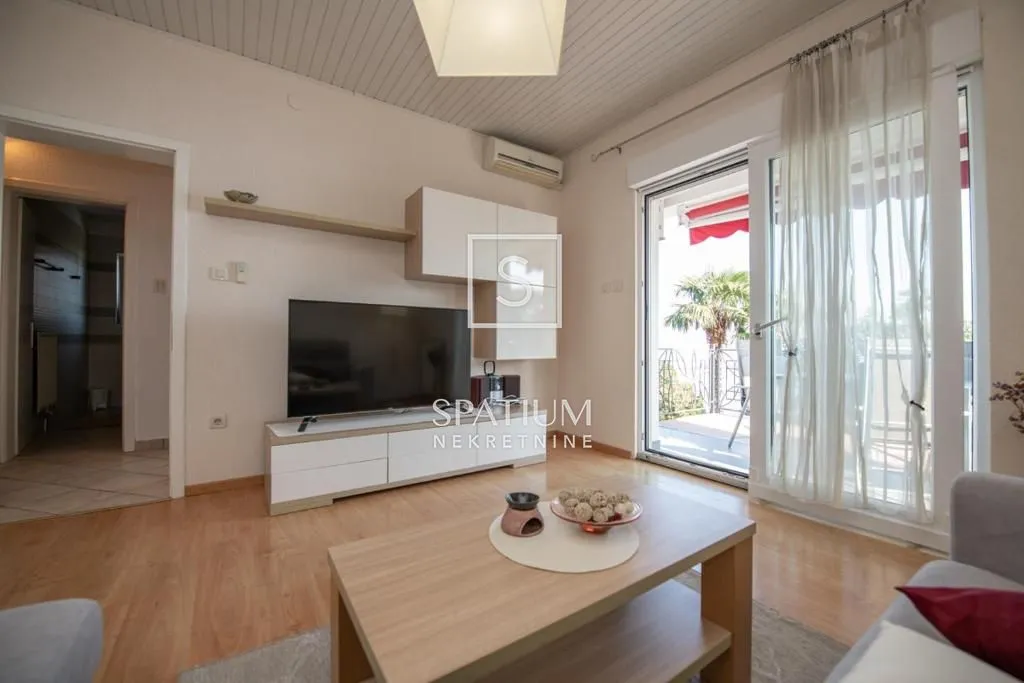 opatija, vila sa četiri stana na vrhunskoj lokaciji - slika 17