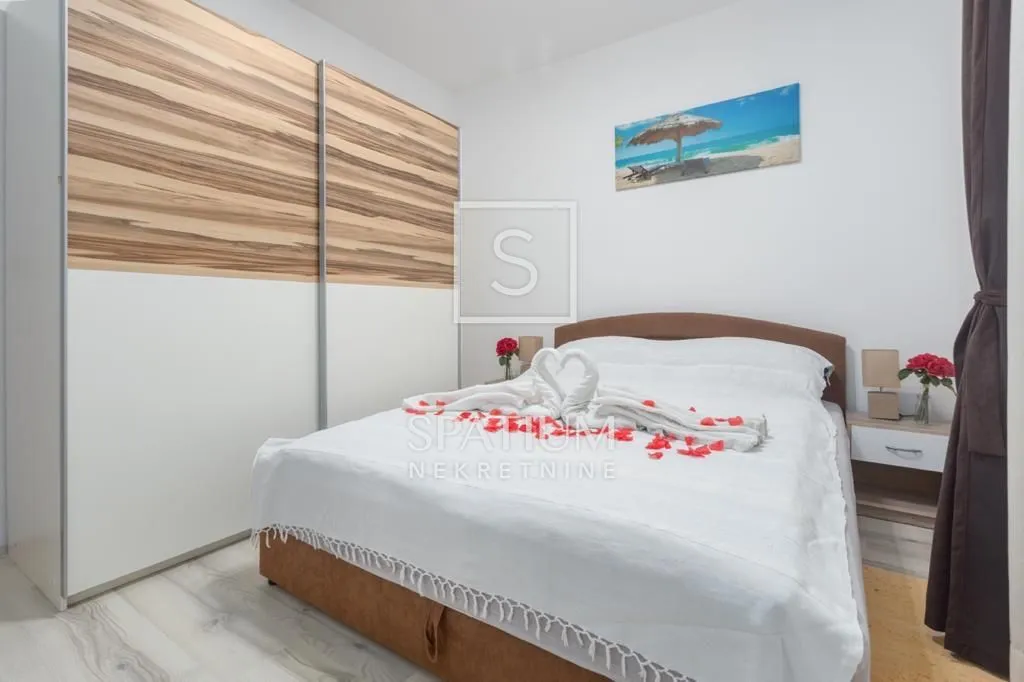 poreč, kuća s pet apartmana - slika 18