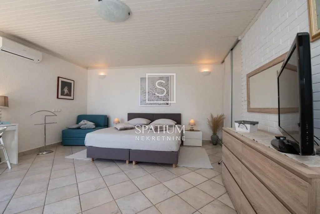 opatija, vila sa četiri stana na vrhunskoj lokaciji - slika 24