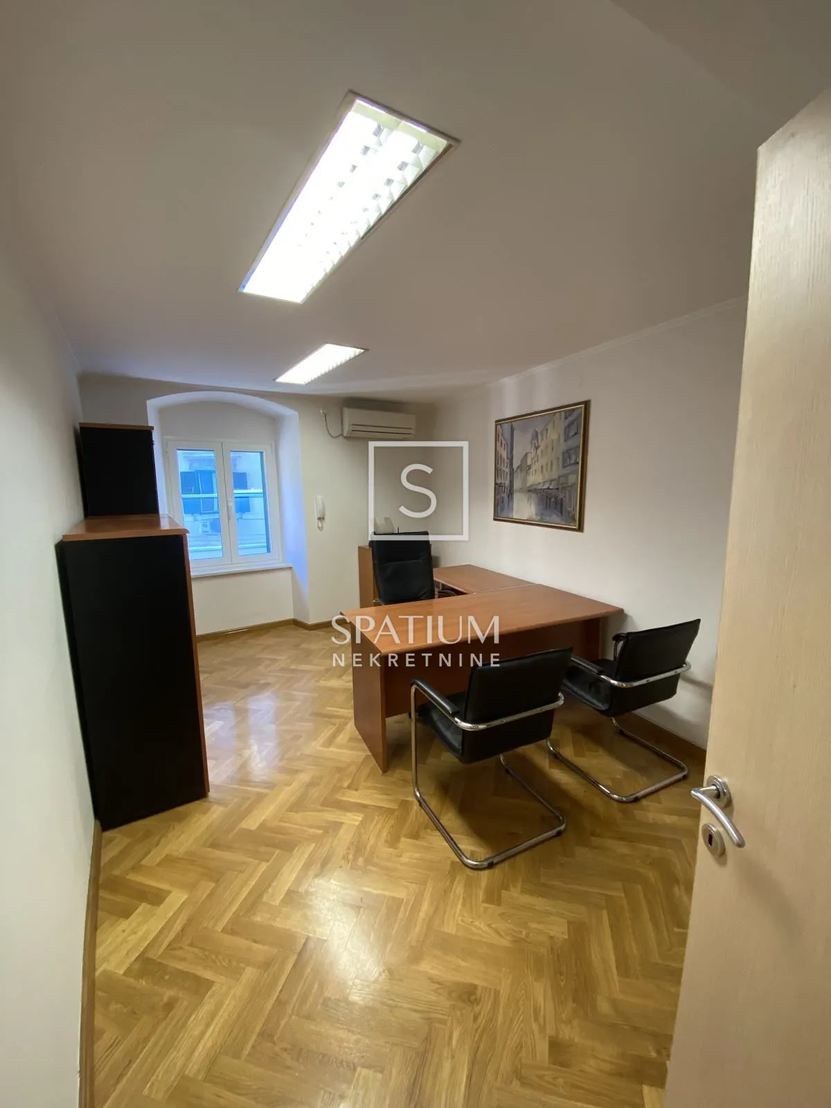 Centar, Uredski Prostor 32m2 - Rijeka
