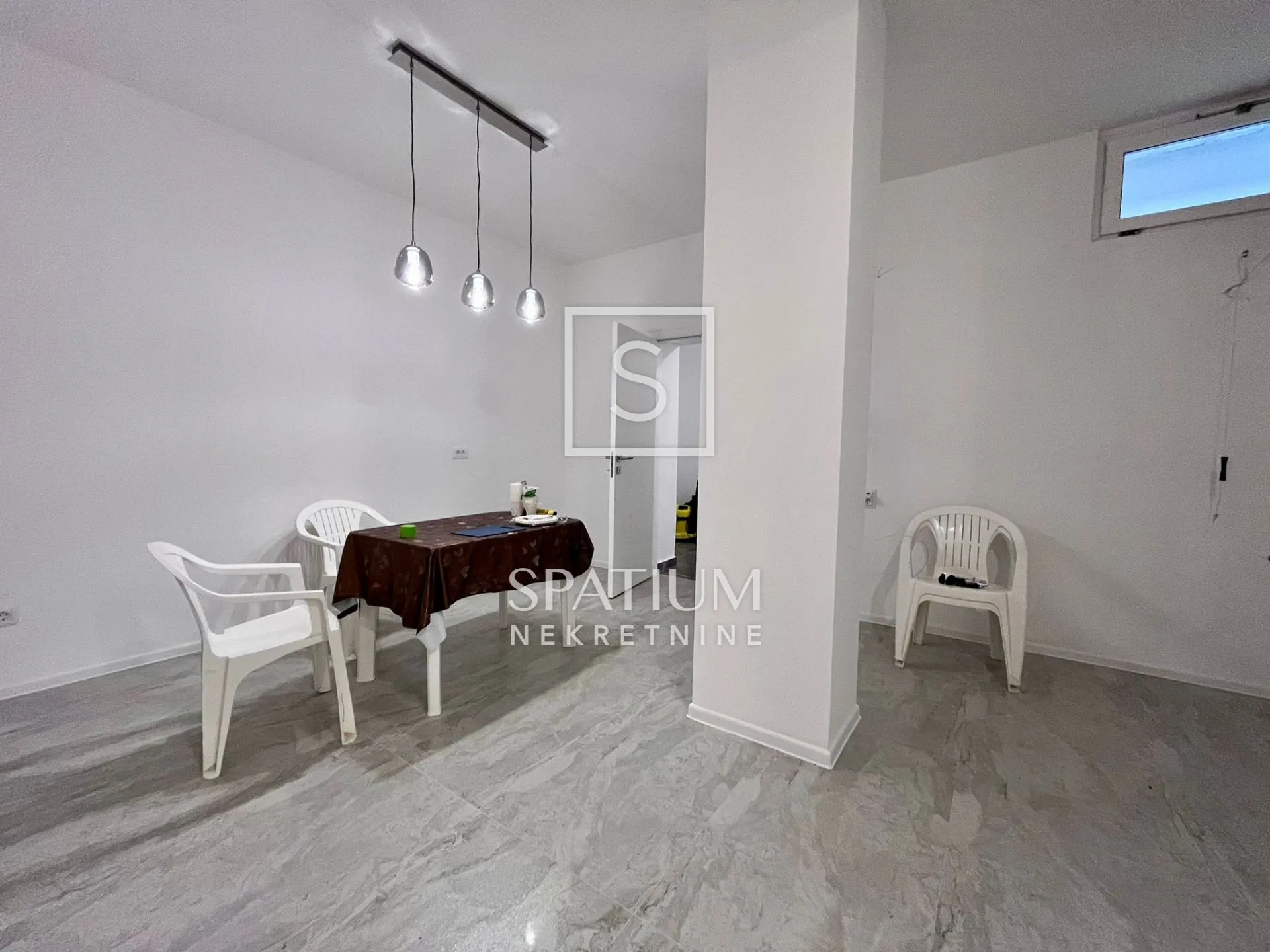 opatija, adaptirani trosoban stan - slika 7