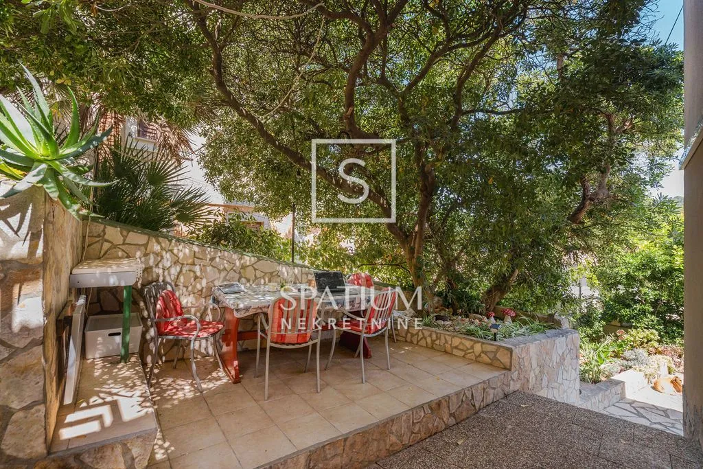mali lošinj, samostojeća kuća s predivnom okućnicom par koraka od mora - slika 21