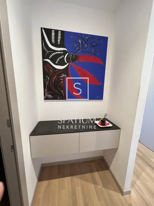 kostrena, stan s bazenom i teretanom za najam - slika 11