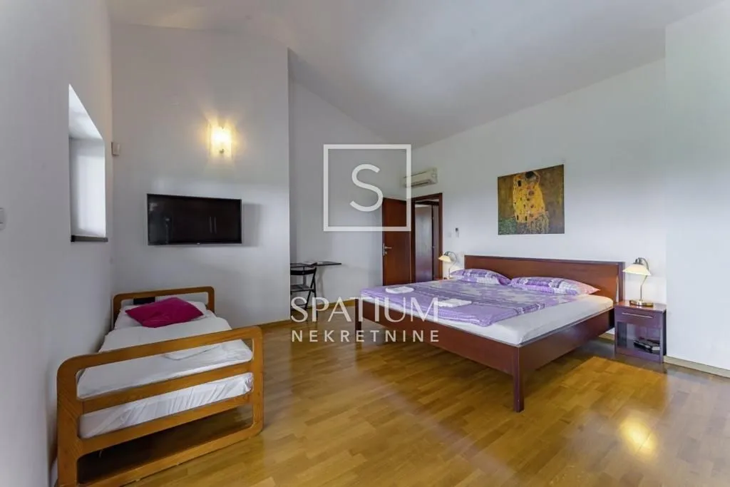 istra, vila s bazenom - slika 15
