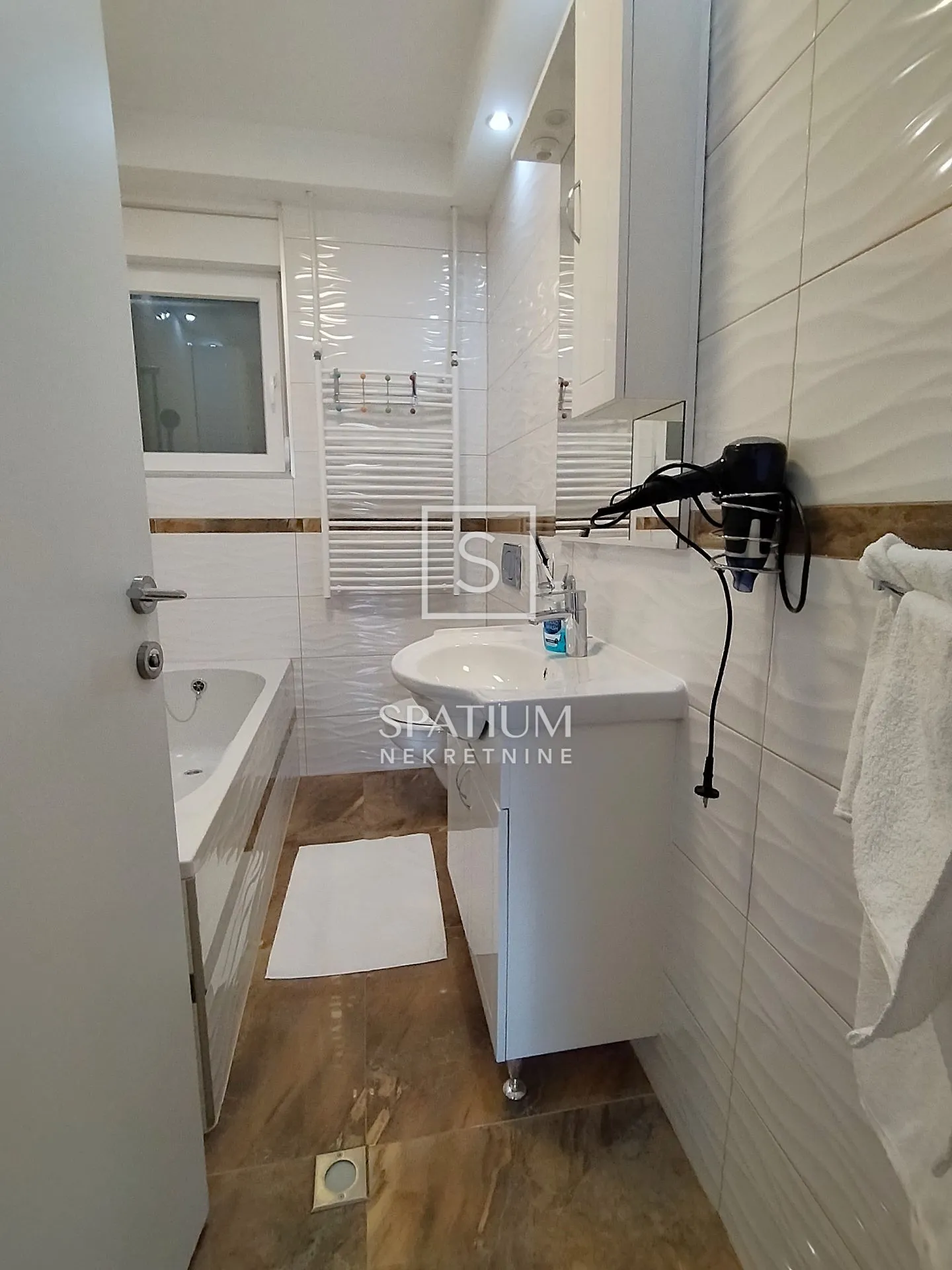 crikvenica, komforan stan sa pogledom na more - slika 11