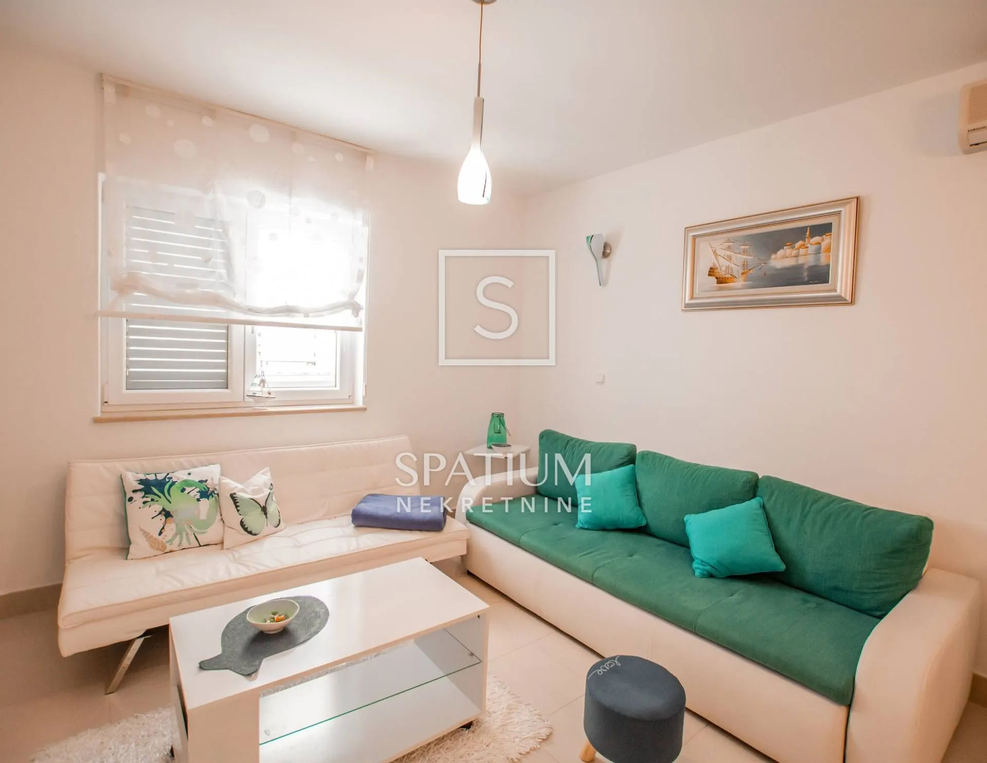 poreč, vila s 10 apartmana, bazen, 500 m od mora - slika 18