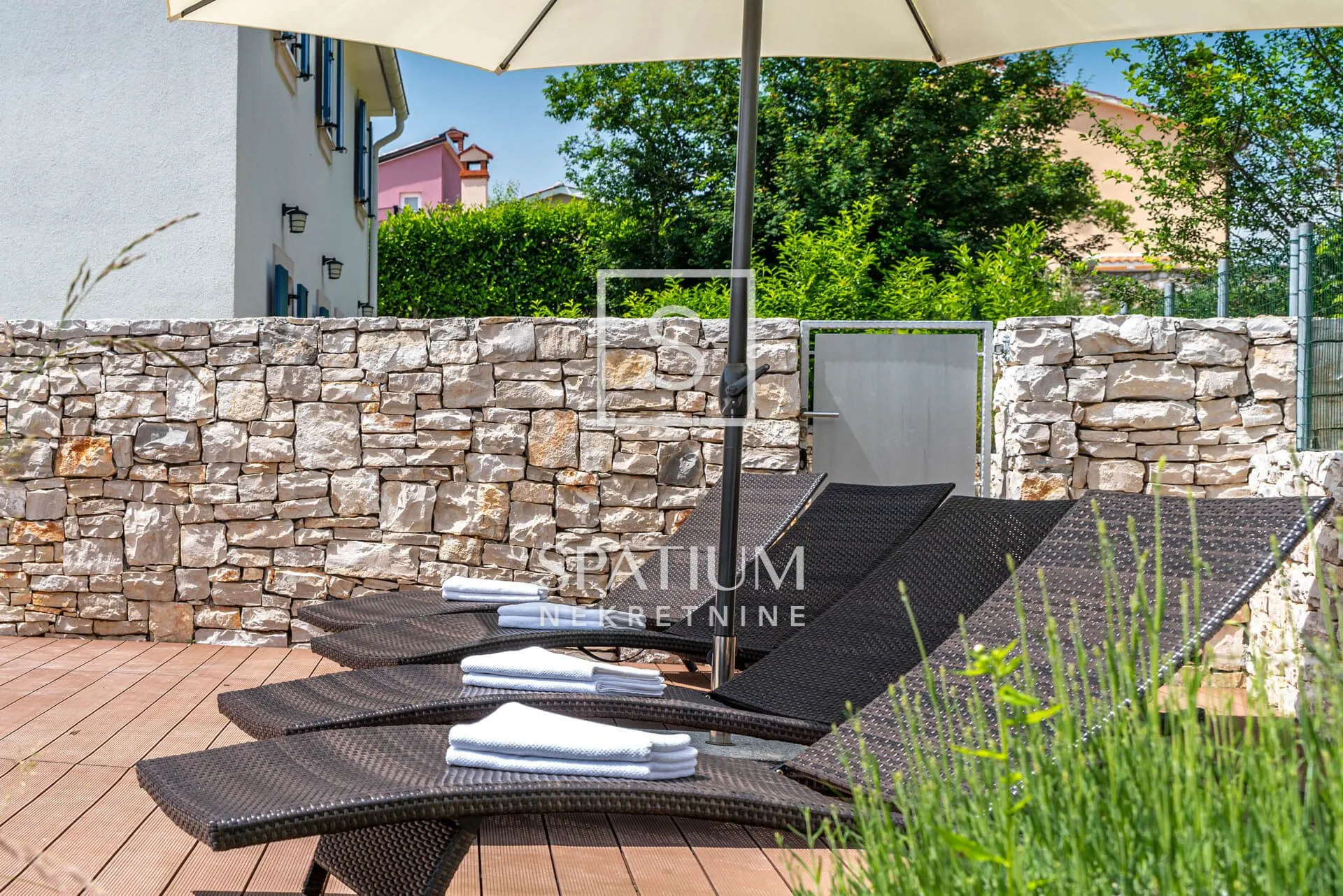 labin okolica, kuća sa bazenom - slika 21