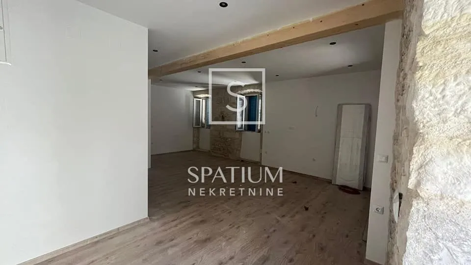 korčula, novouređeni apartman u kamenoj kući - slika 2