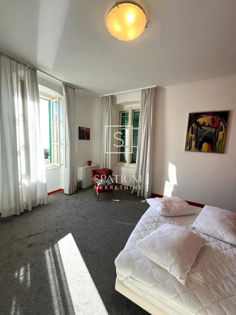 opatija, dvoetažni stan u povijesnoj vili s pogledom na more - slika 9