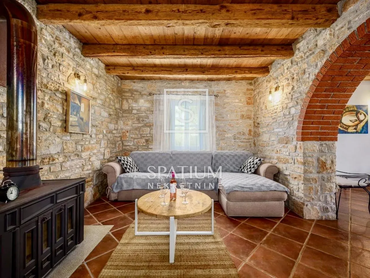 sv. lovreč, okolica, autohtona kamena kuća - slika 5
