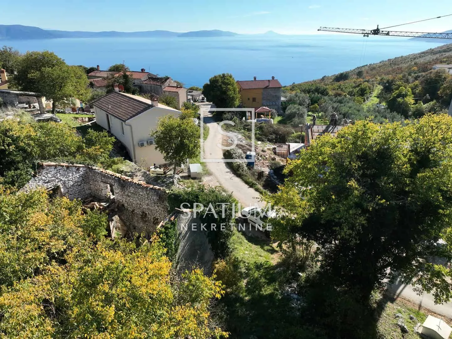 labin, ruševna kamena kuća s pogledom na more - slika 4
