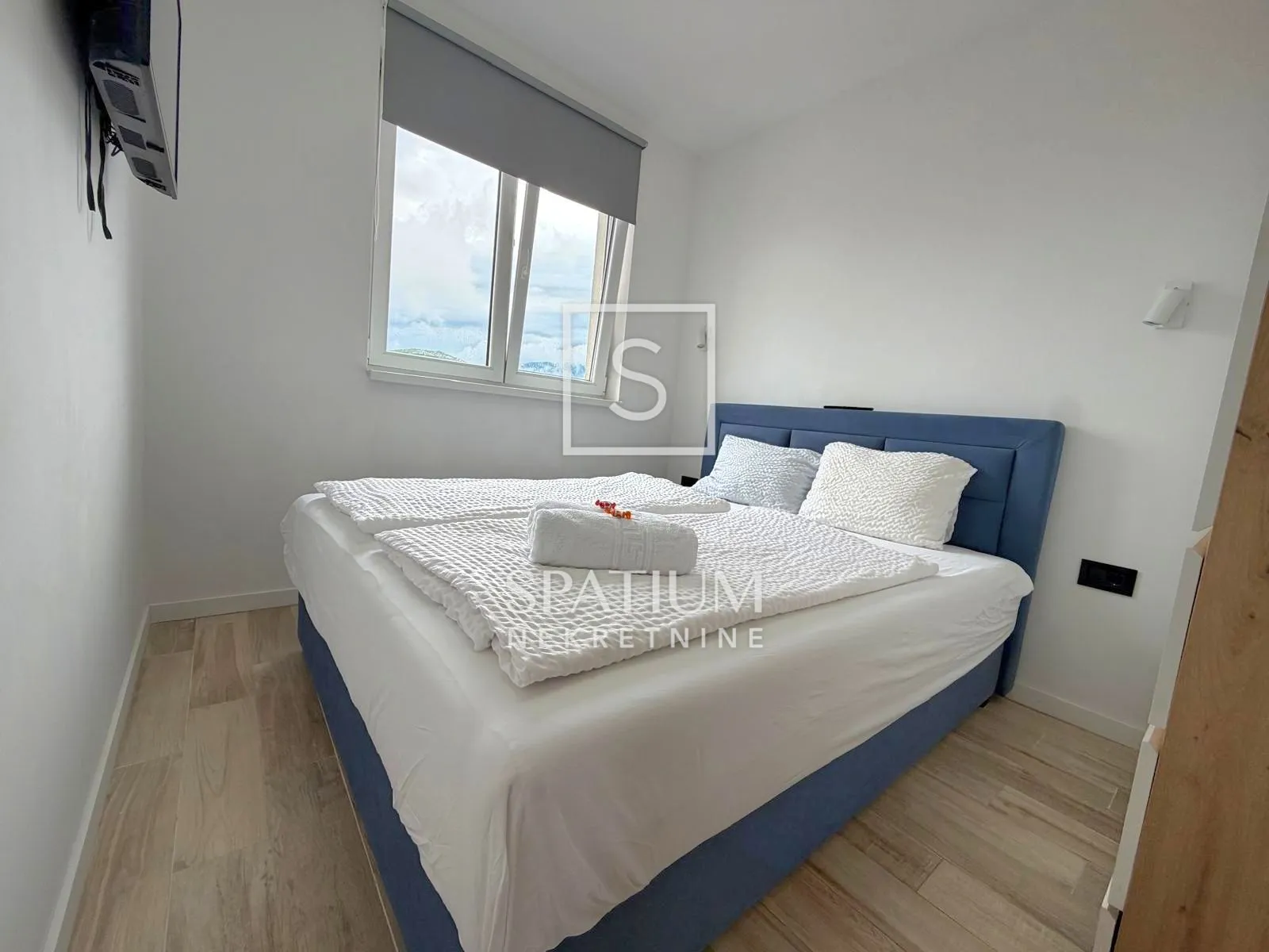 crikvenica, kuća s četiri apartmana i bazenom - slika 11