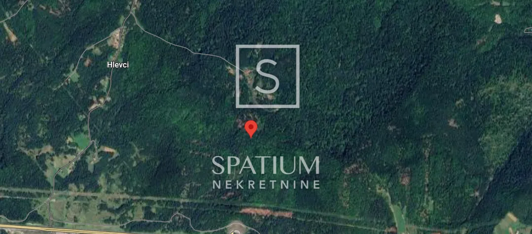 skrad, hlevci, šumsko zemljište 15.000m2 - slika 2