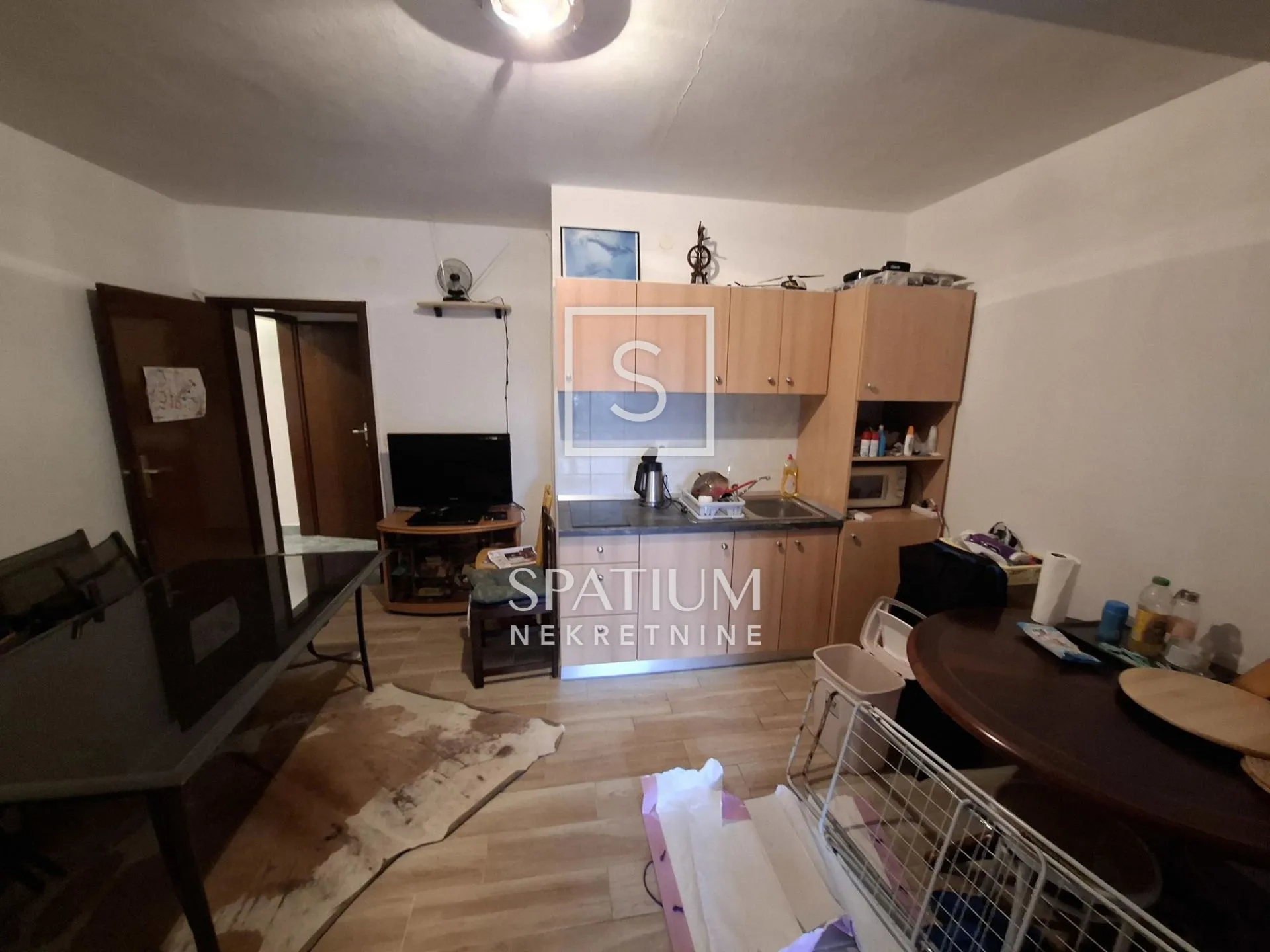 crikvenica, prizemlje kuće na dobroj lokaciji - slika 10