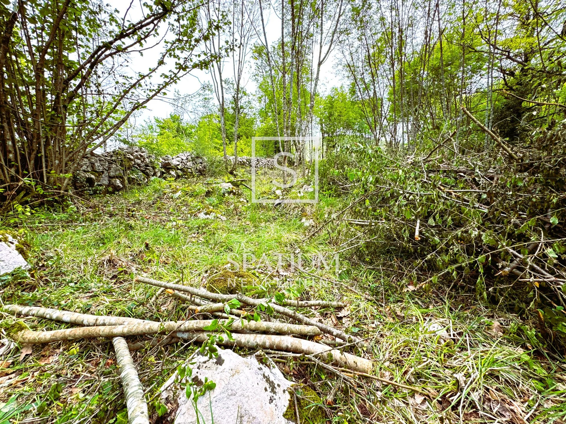 brgud, građevinsko zemljište na dobroj lokaciji - slika 5