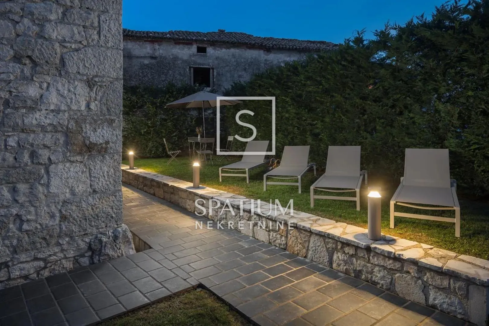 poreč, luksuzna autentična kamena vila - slika 44