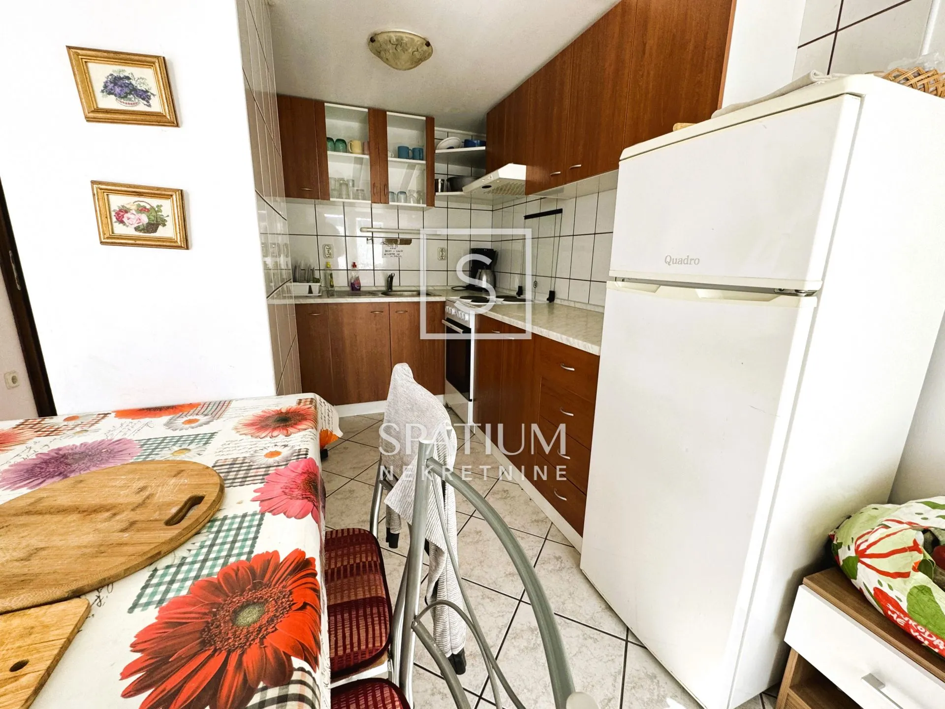 omišalj, kuća sa 6 apartmana na 150m od mora - slika 17