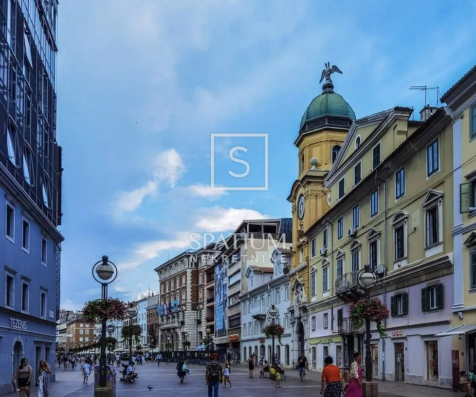 Korzo, Stan Za Strane Radnike - Rijeka