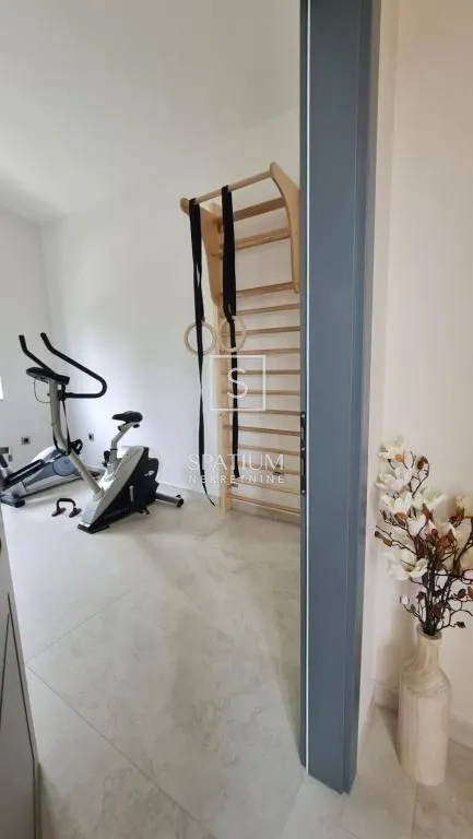 pazin, vila s bazenom i maslinikom okružena prirodom - slika 15