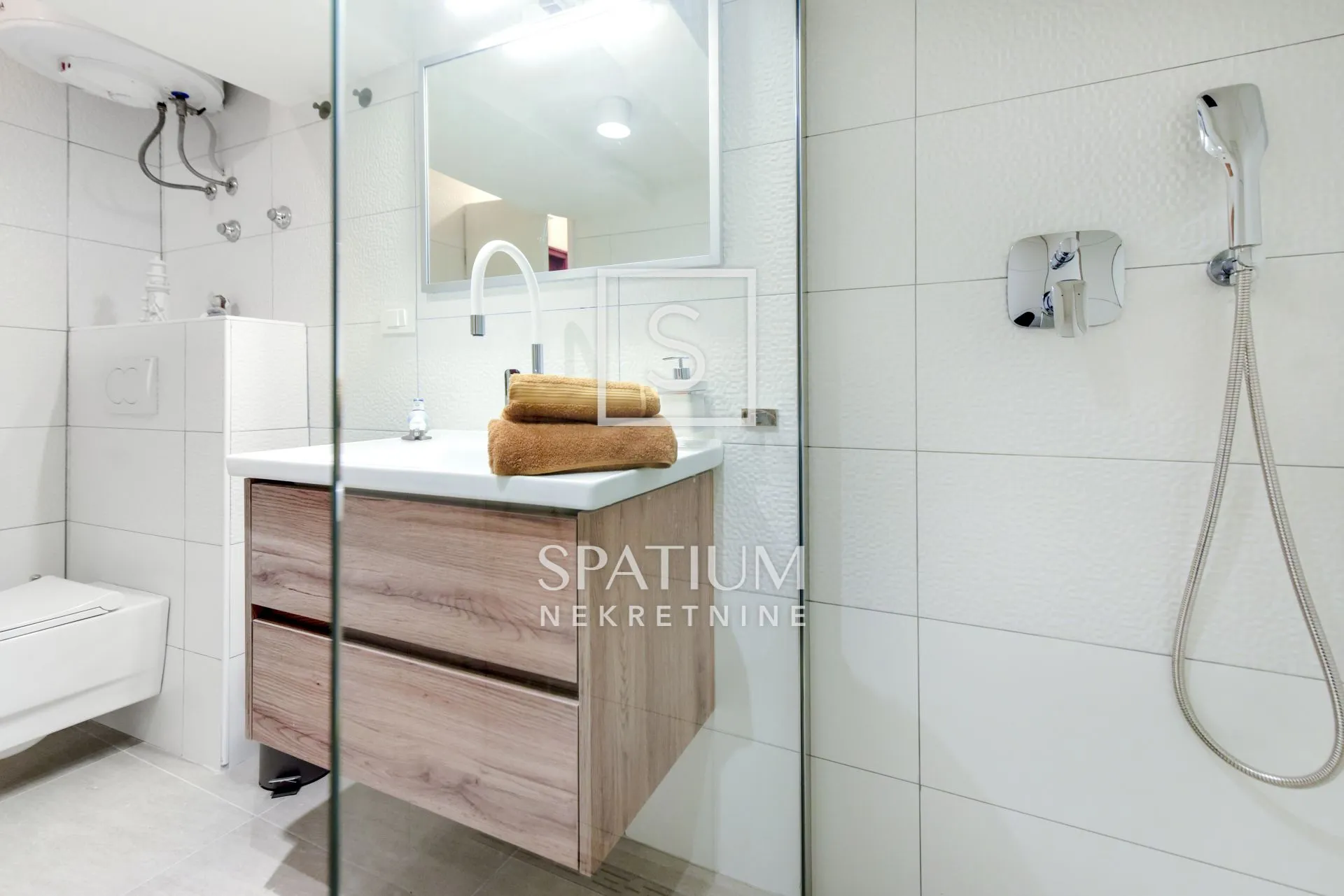 rovinj, istra, apartman u srcu starogradske jezgre - slika 16