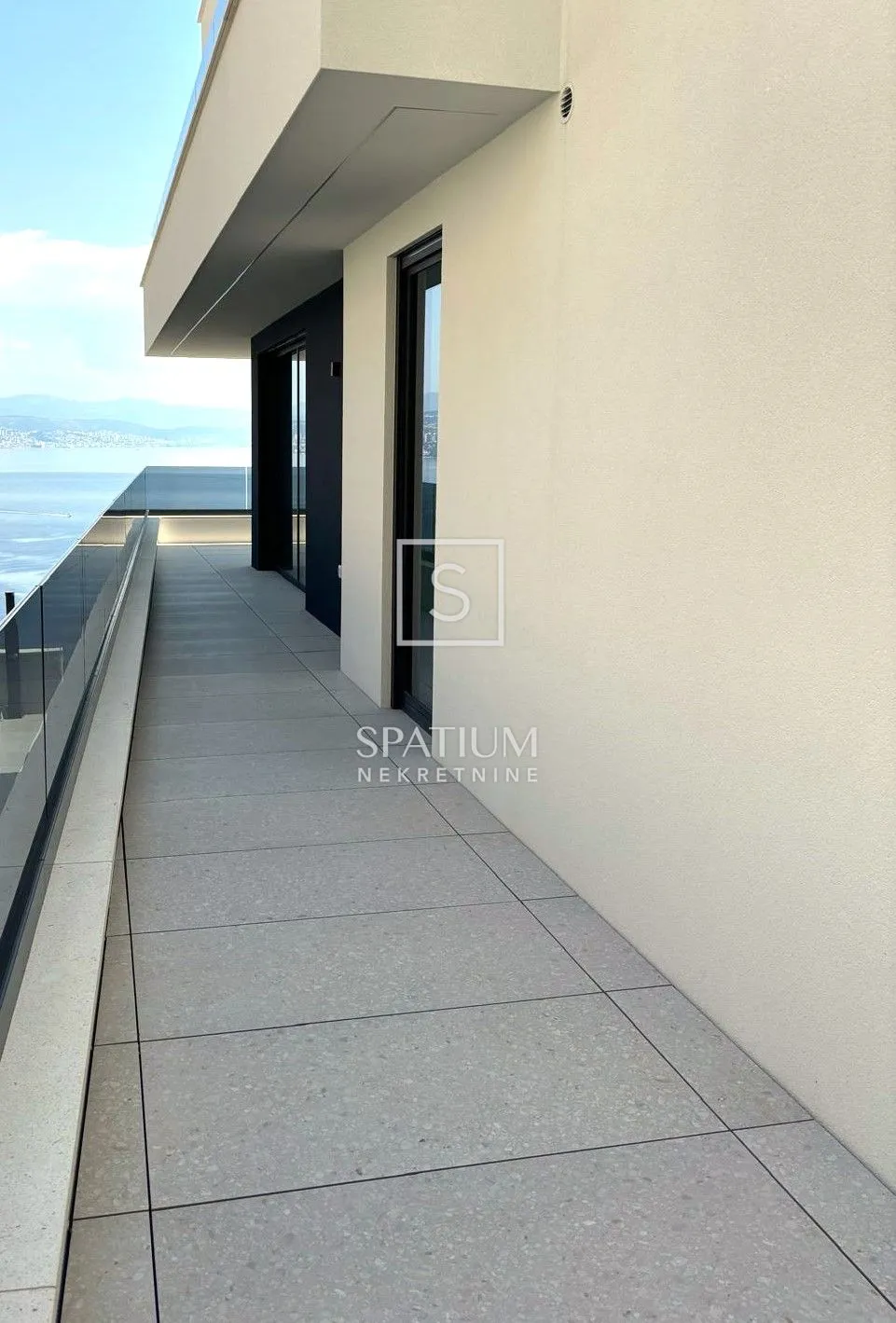 opatija, vrhunski 3s+db u novogradnji 250m od mora - slika 6