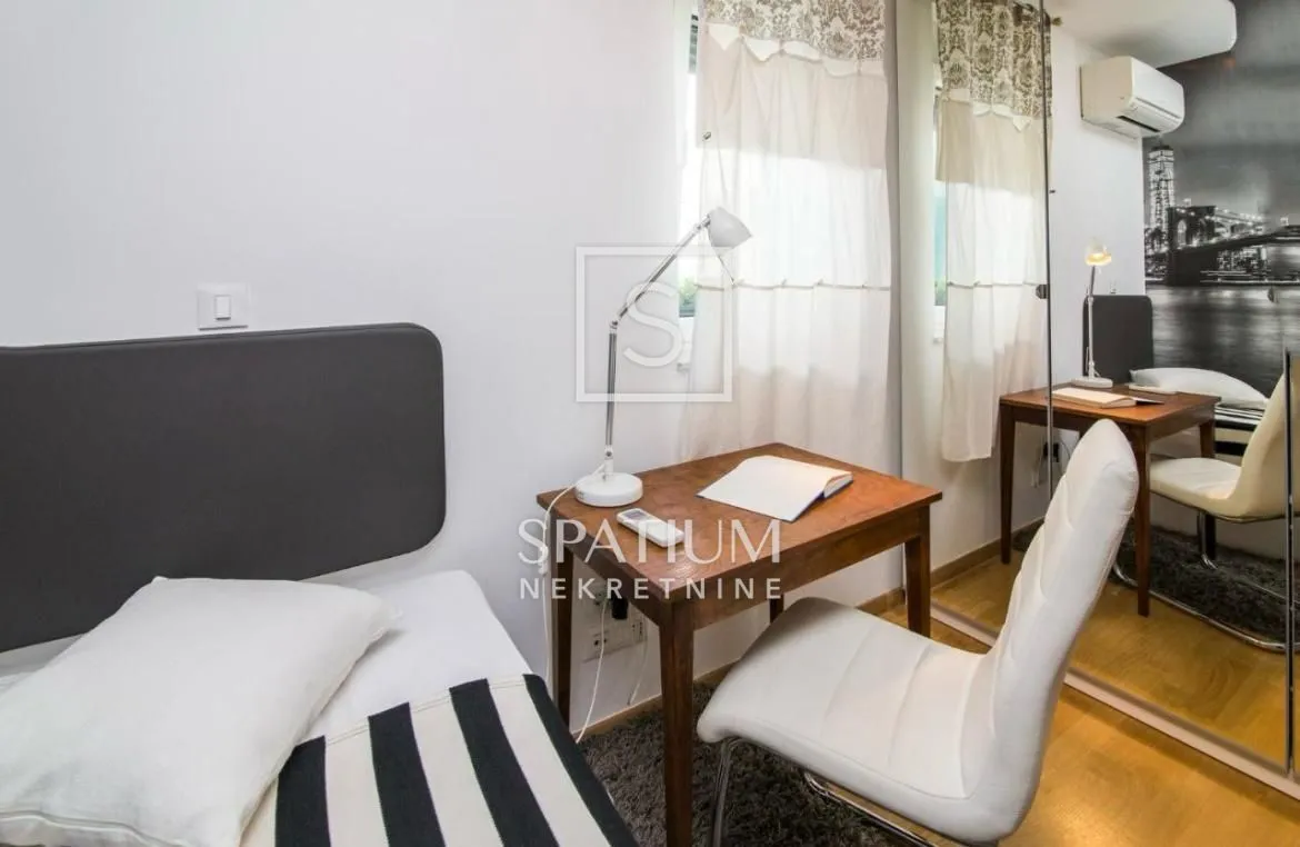 zadar, mocire, stan u prizemlju s vrtom i terasom - slika 18