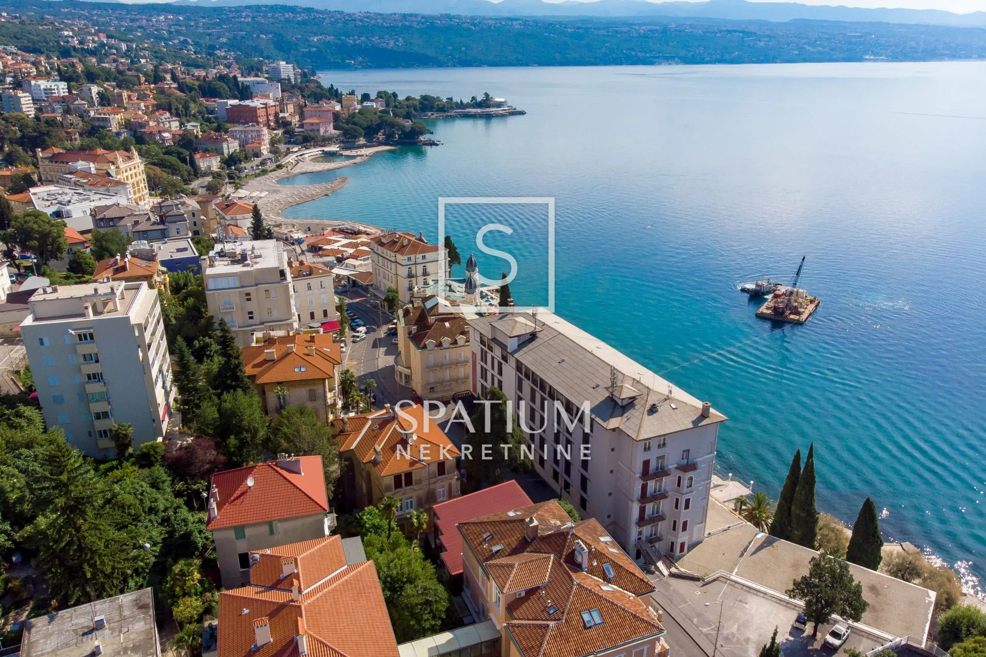 opatija, predivan stan u vili - slika 33