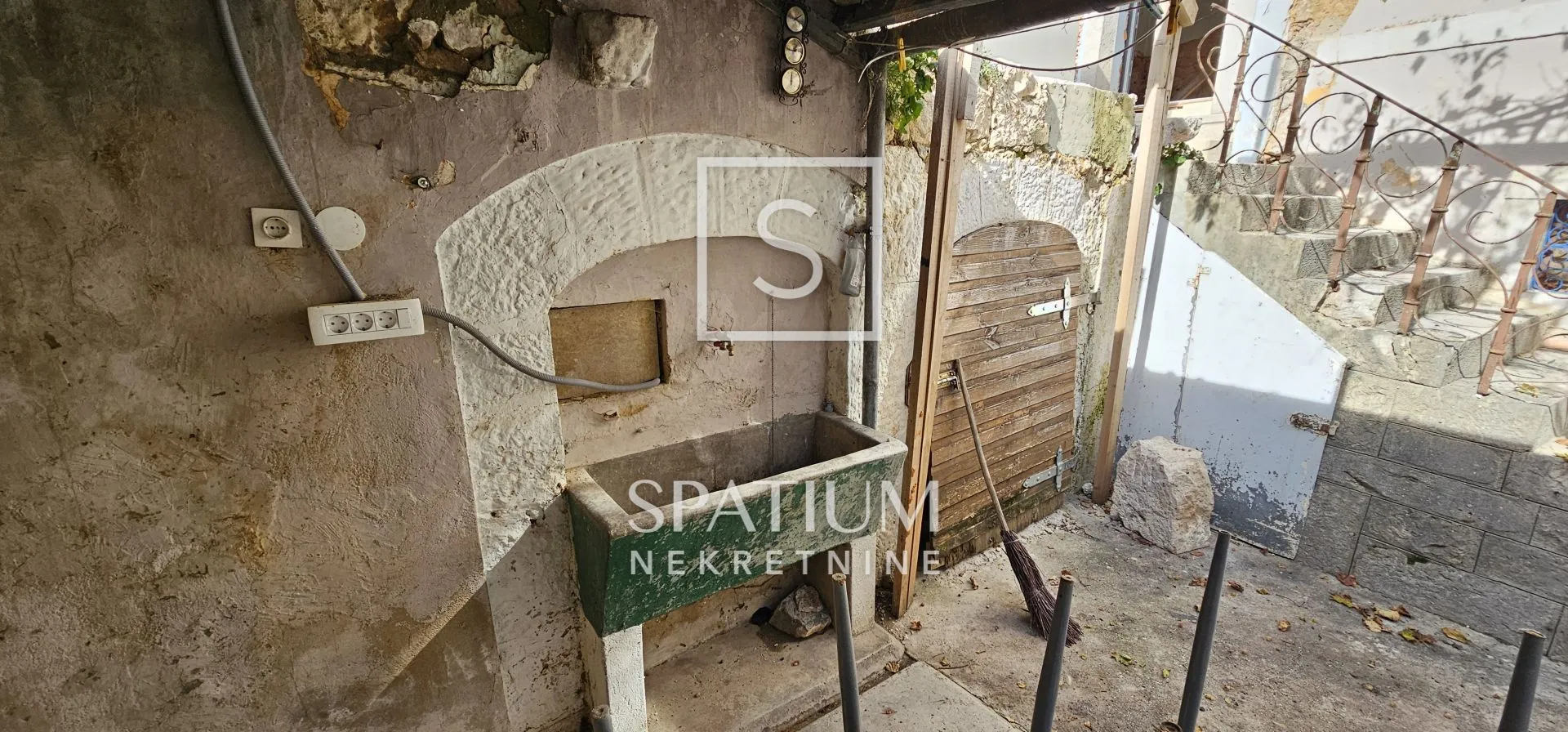 vinodolska općina, grižane, primorska kamena kuća - slika 7