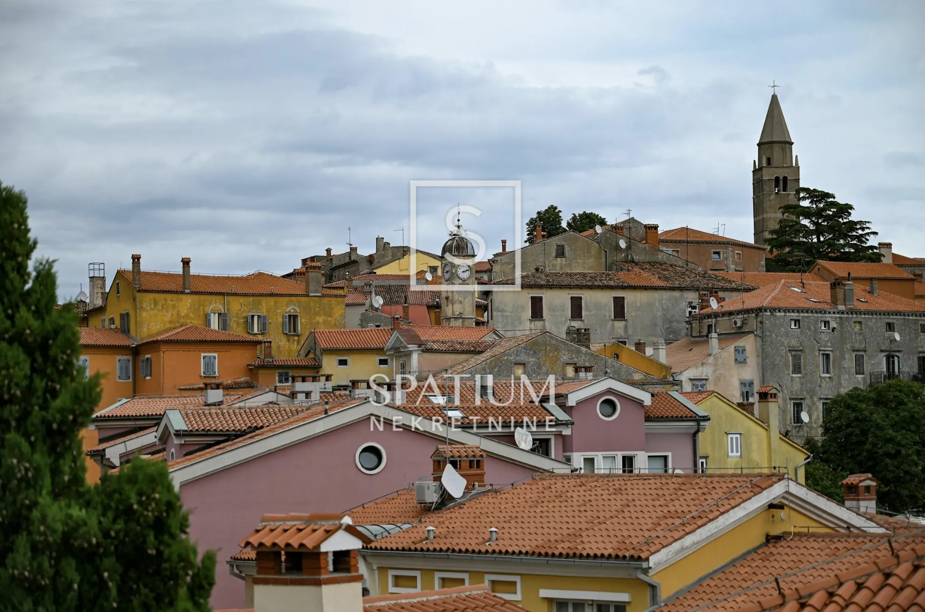 labin, građevinsko zemljiište na 400m od centra grada - slika 2