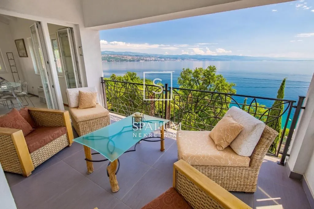 opatija, vila sa četiri stana na vrhunskoj lokaciji - slika 61