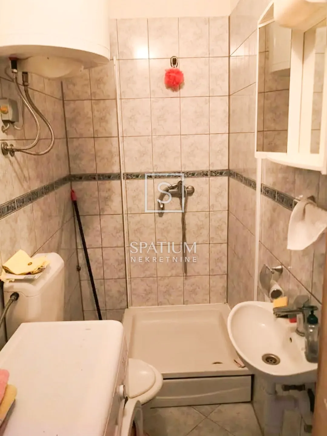 opatija, pobri, garsonijera s lođom - slika 3