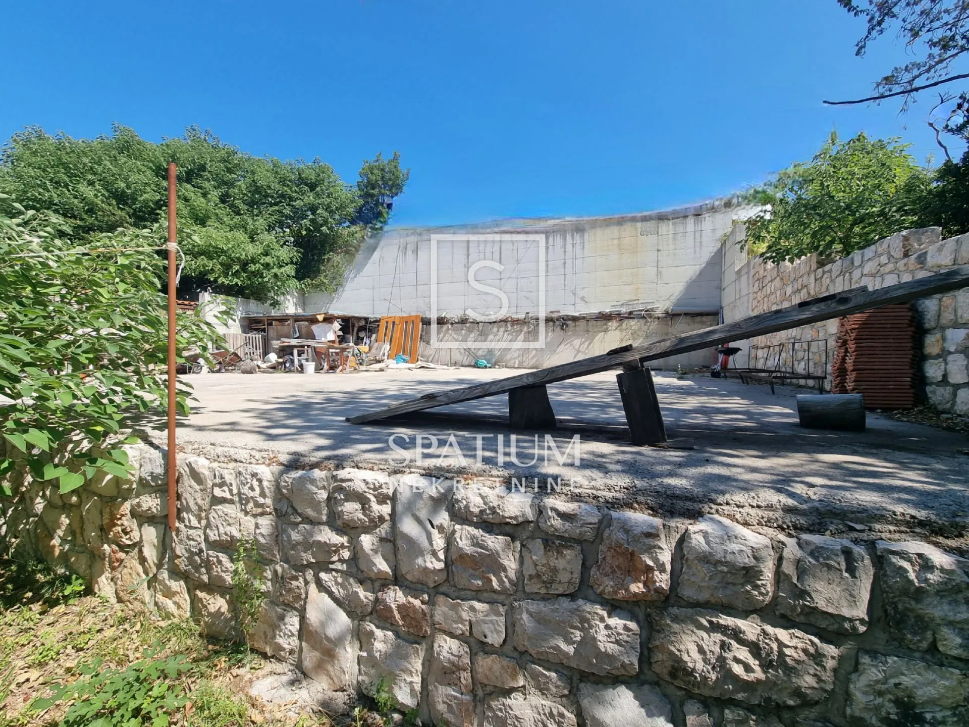 novi vinodolski, kuća i teren 50 metara od mora - slika 3