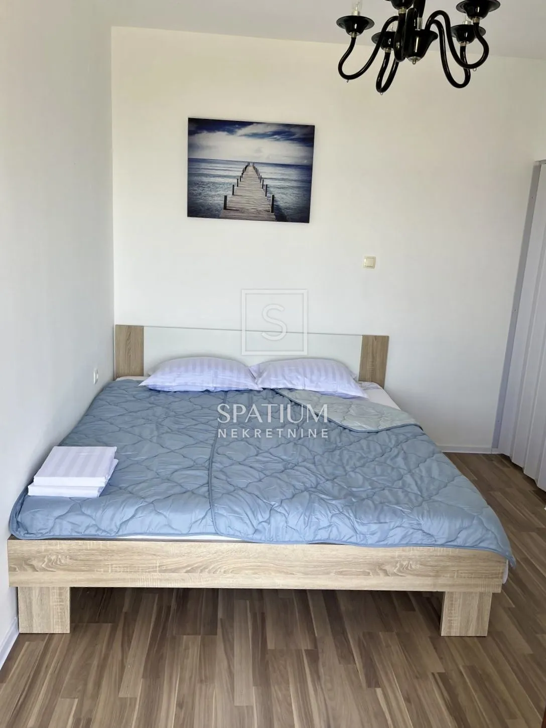 novi vinodolski, dvoetažni stan udaljen 150 metara od mora i plaže - slika 7