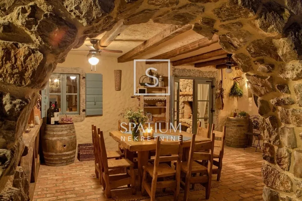 malinska, vila s bazenom - slika 27