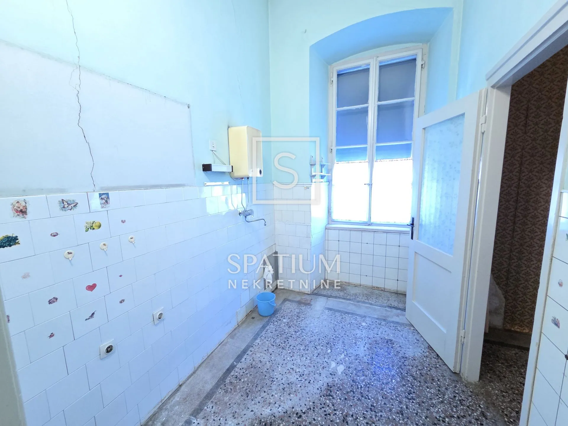 rijeka, centar, stan za adaptaciju - slika 6