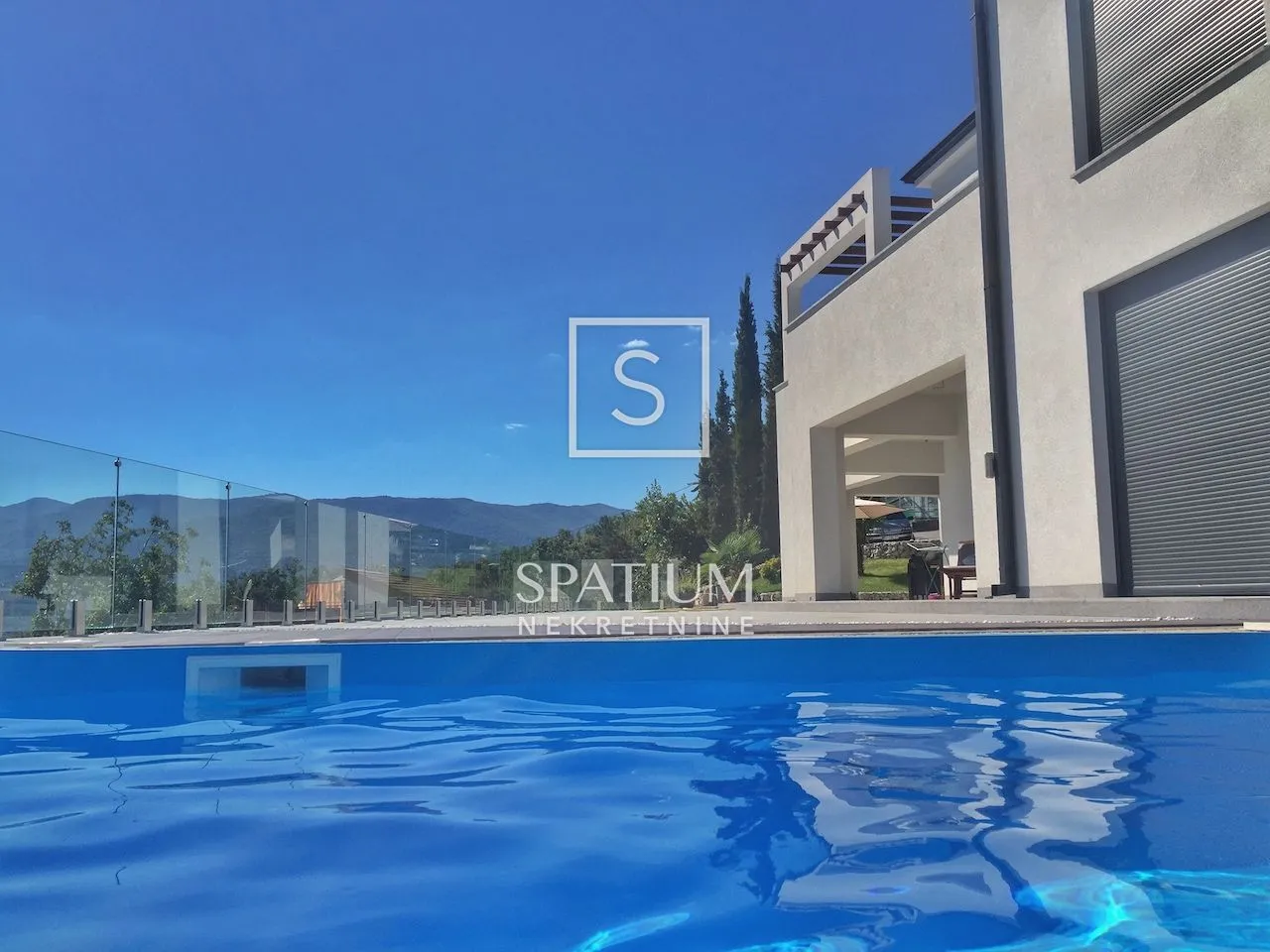 kastav - vila s dva stana, bazenom i panoramskim pogledom - slika 6