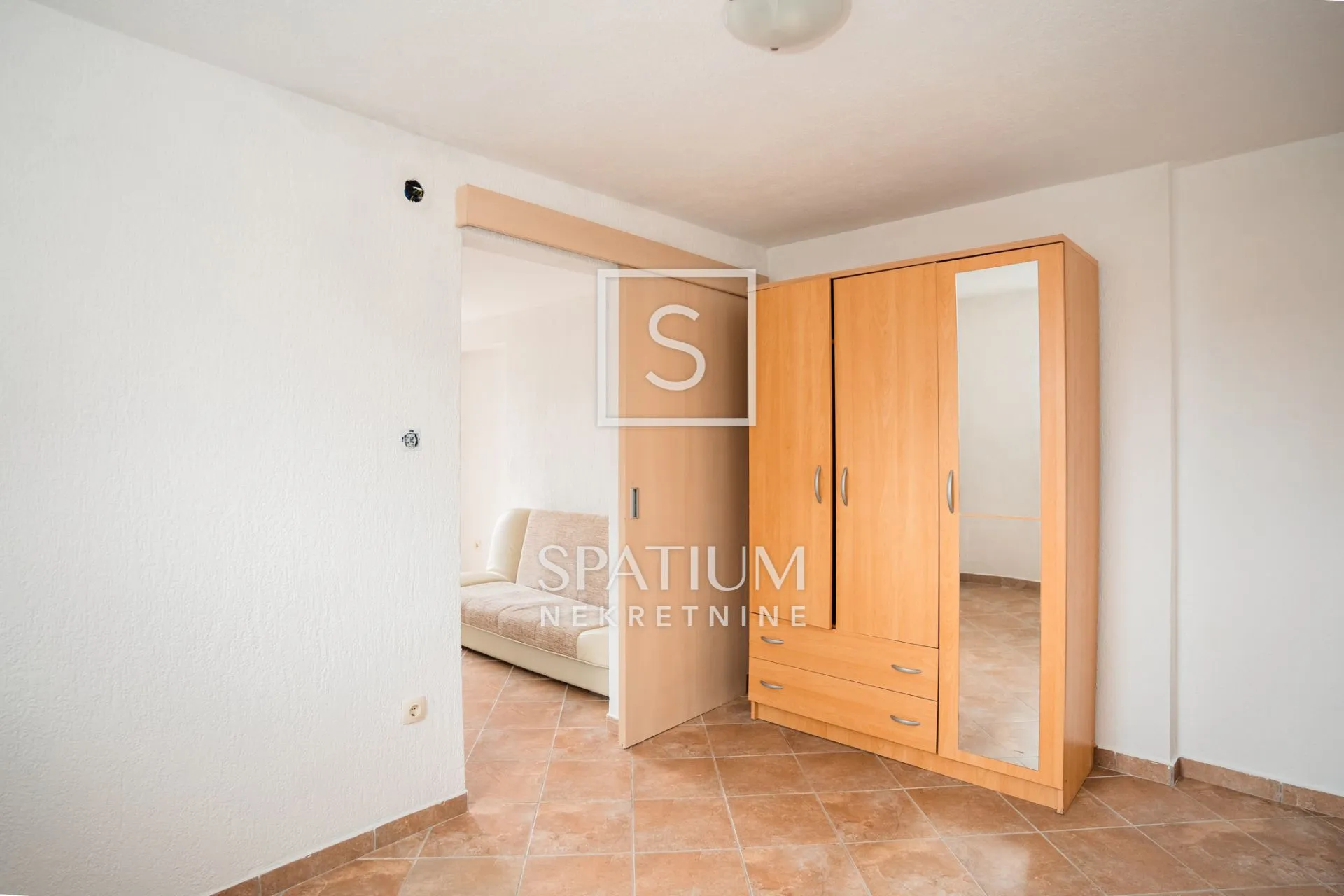 malinska, dvije kuća s apartmanima - slika 5