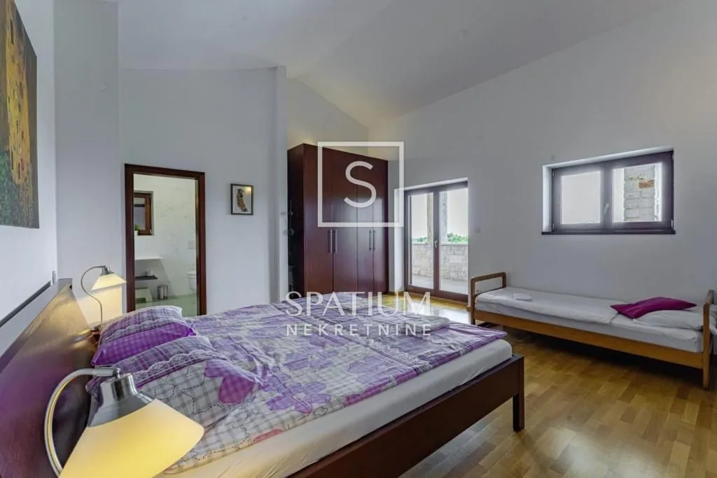 istra, vila s bazenom - slika 14