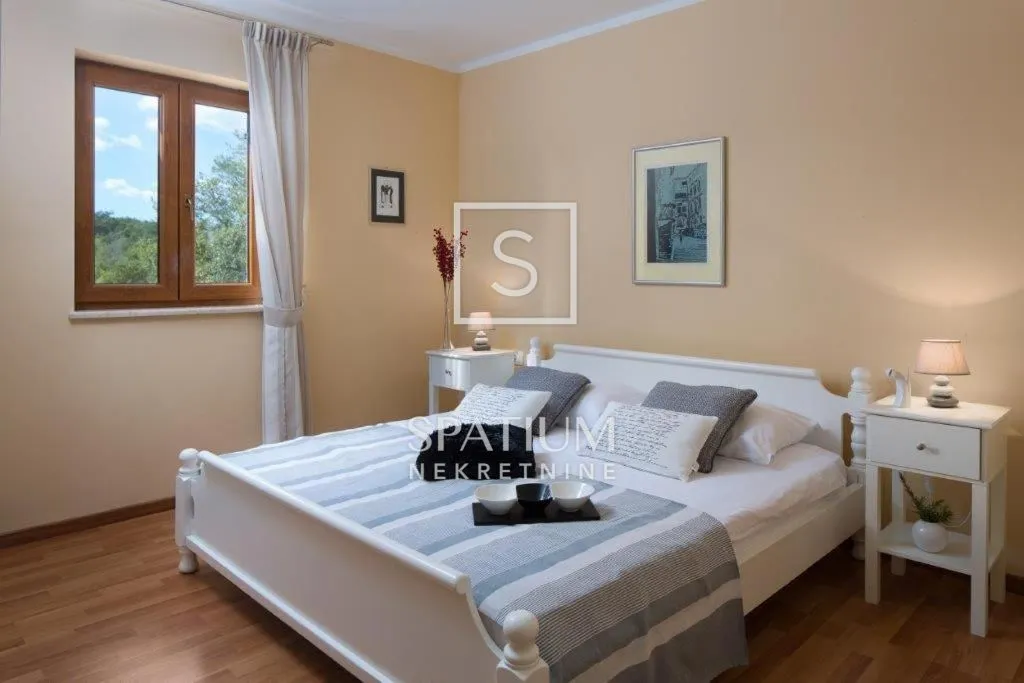labin, kuća s bazenom - slika 7