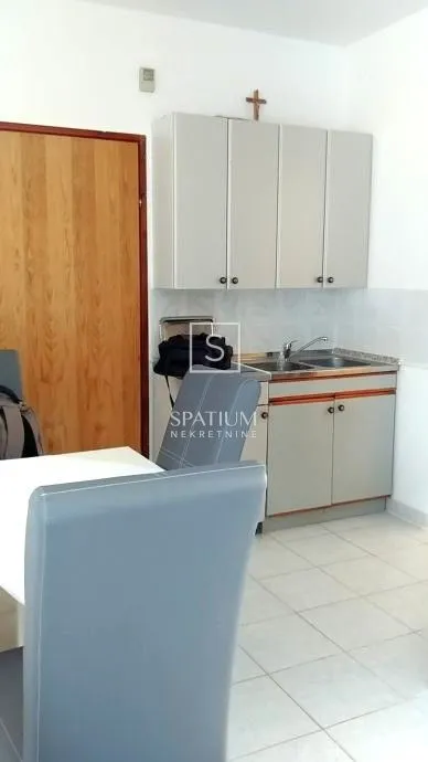 krk, jednosoban stan u prizemlju - slika 3
