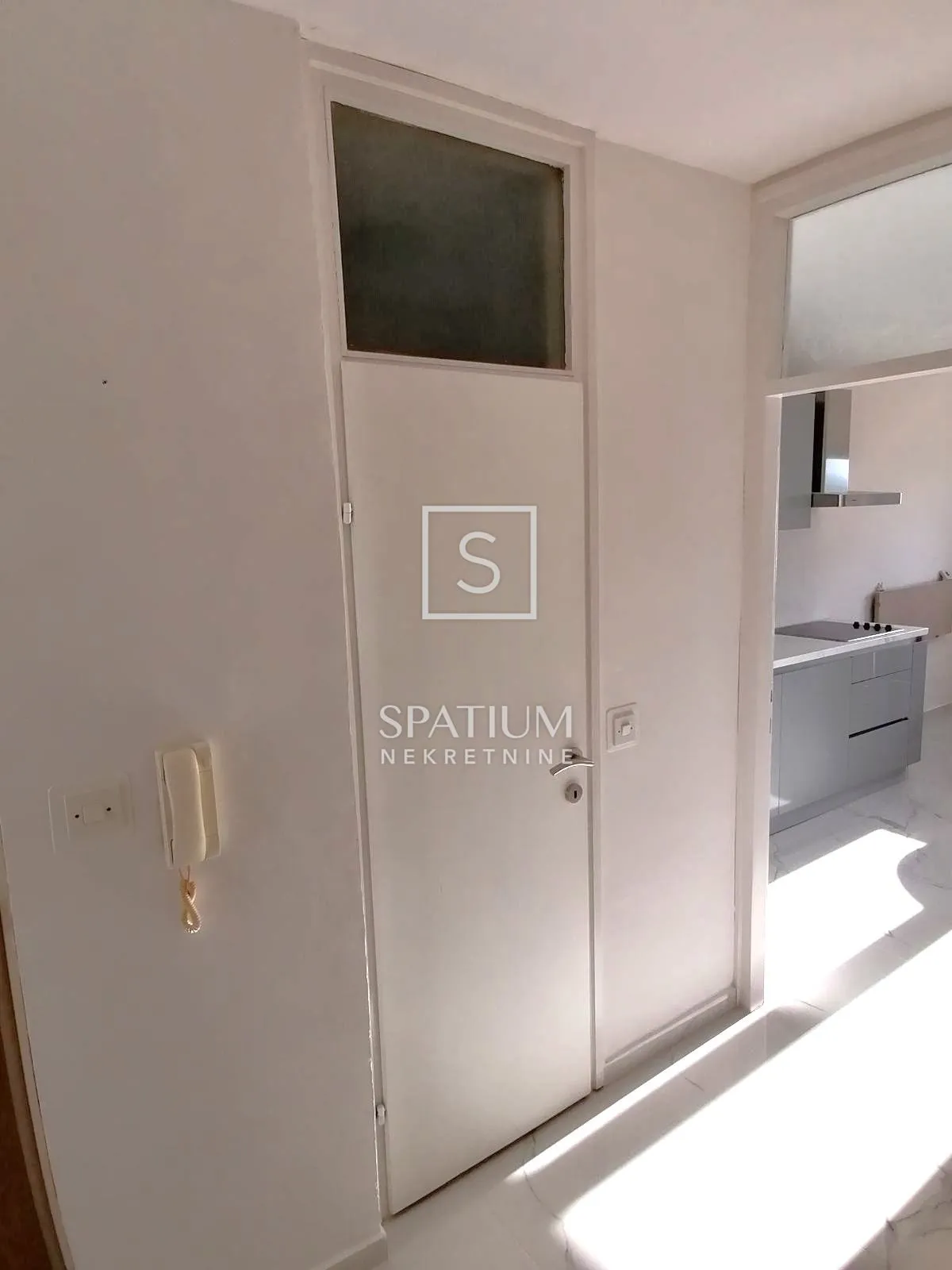 rešetari, adaptiran stan s otvorenim pogledom na more - slika 10