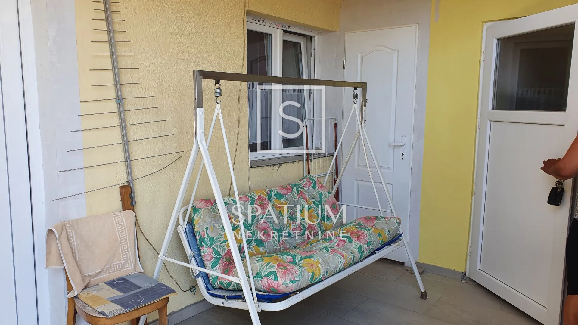 novi vinodolski, dvojna kuća sa četiri apartmana - slika 14