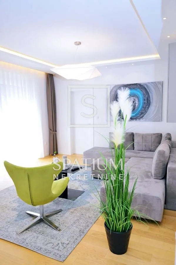 opatija, vila sa šest apartmana - slika 20