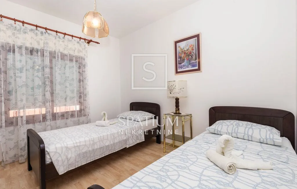 karlobag, kuća uz more - slika 29