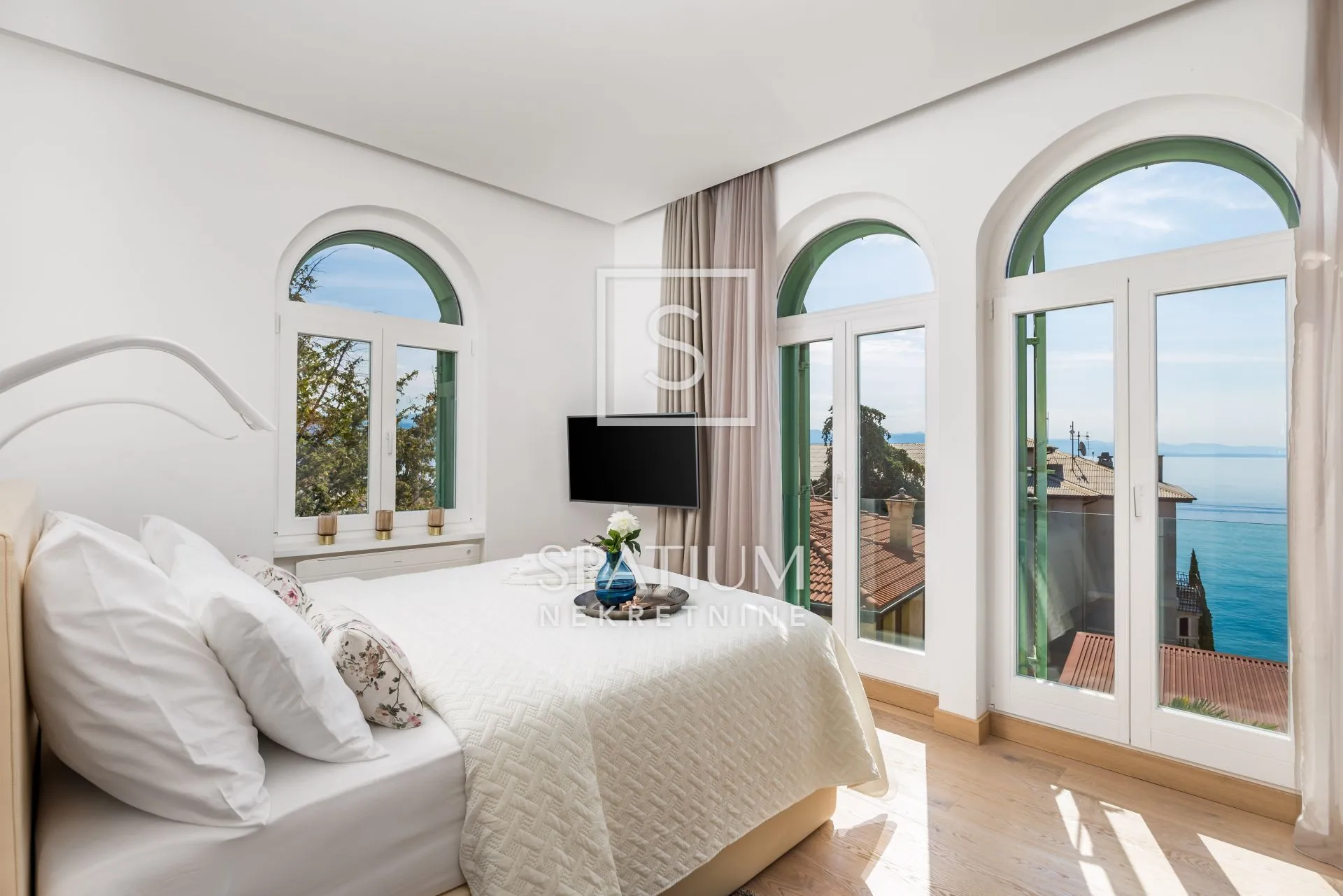 opatija, predivan stan u vili - slika 15