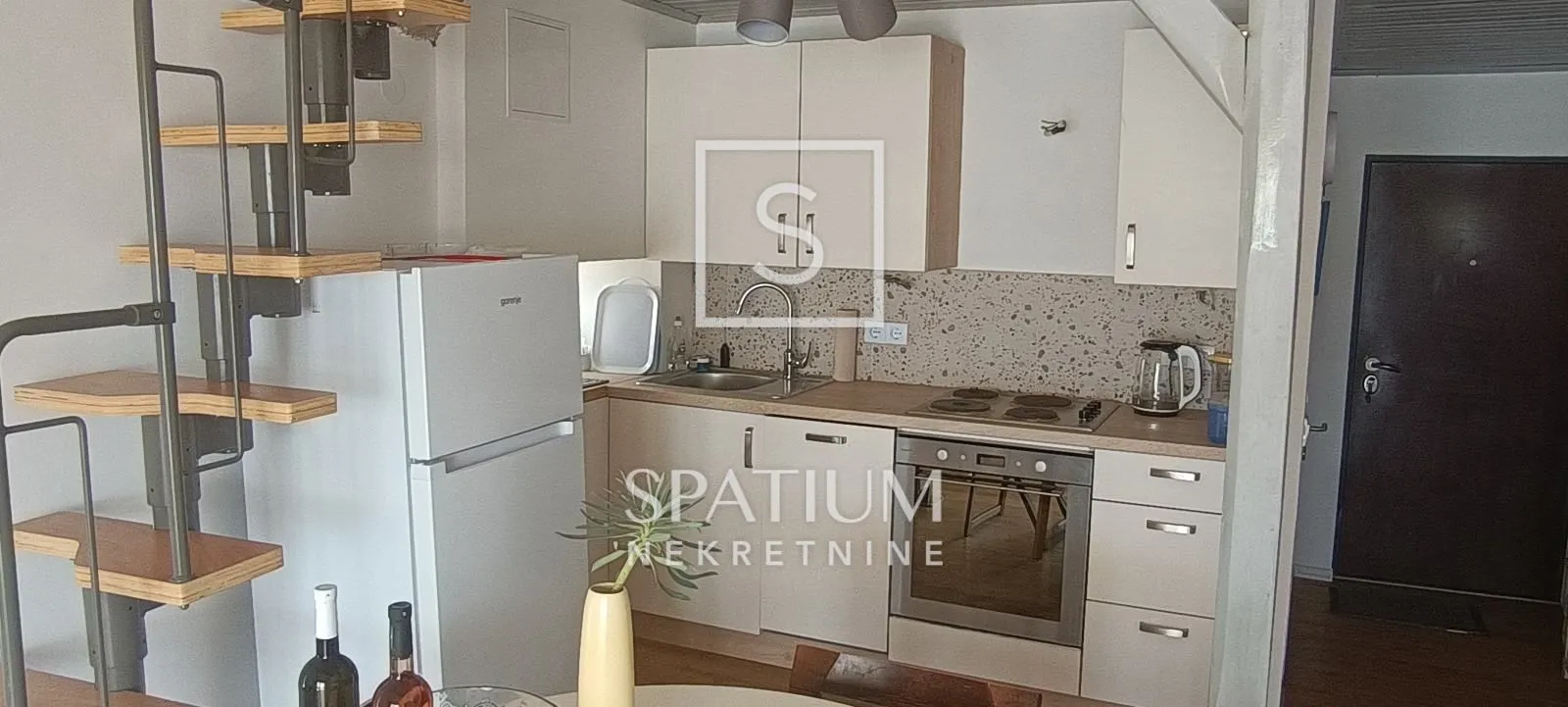 novi vinodolski, stan s pogledom na nautičku marinu - slika 2