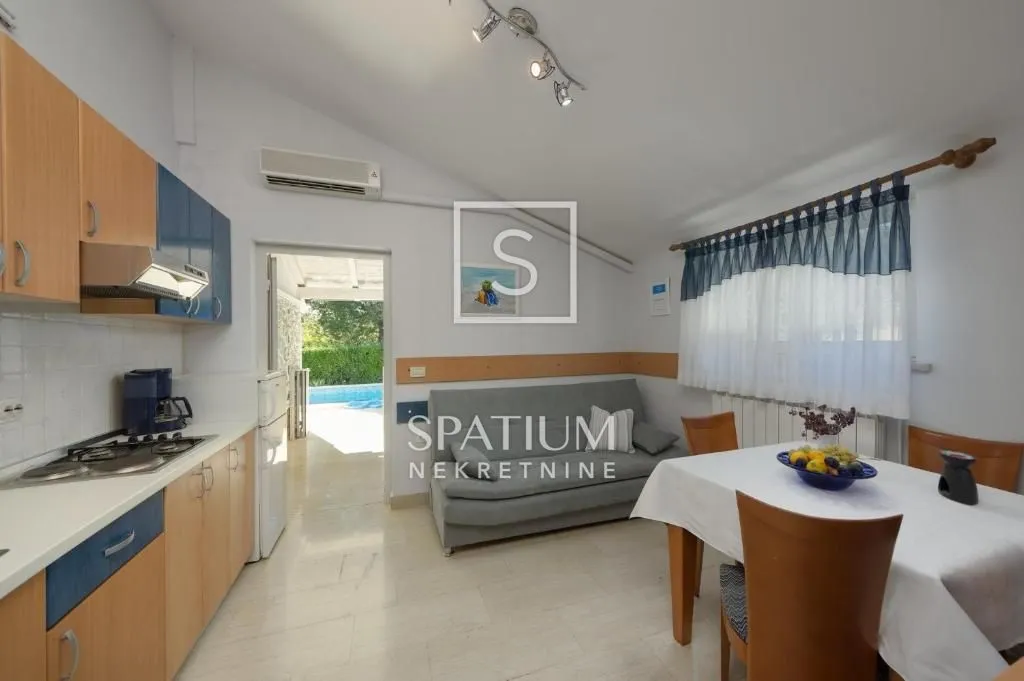 pješčana uvala, kuća s 5 apartmana - slika 8