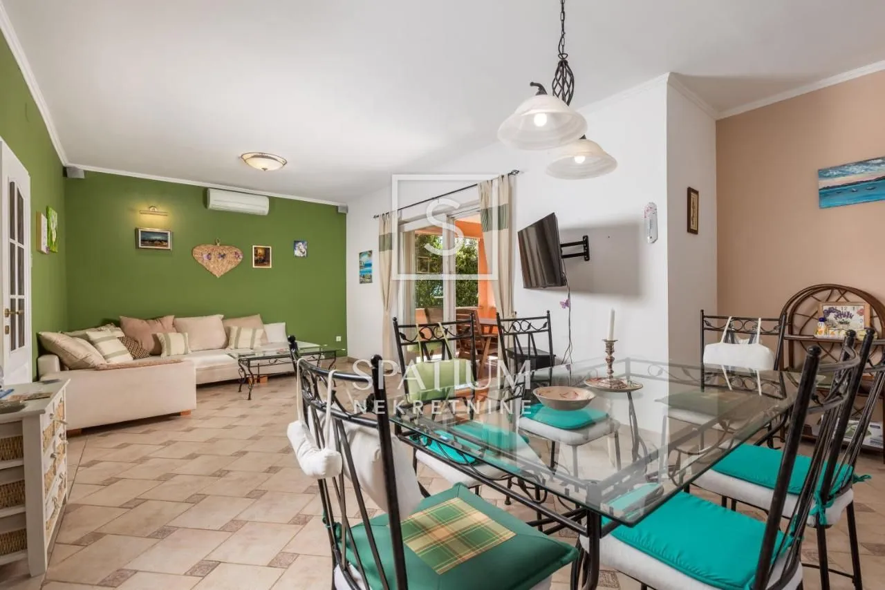 dramalj, vila s mediteranskim vrtom blizu mora - slika 3