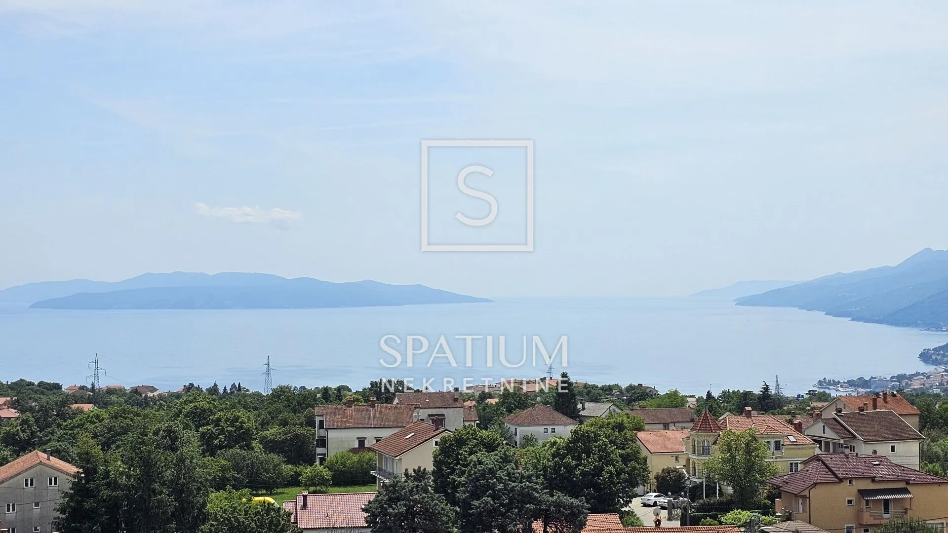 Kastav, Stan Površine 124m2 S Pogledom Na More